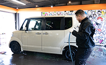 屋内洗車スペース写真2